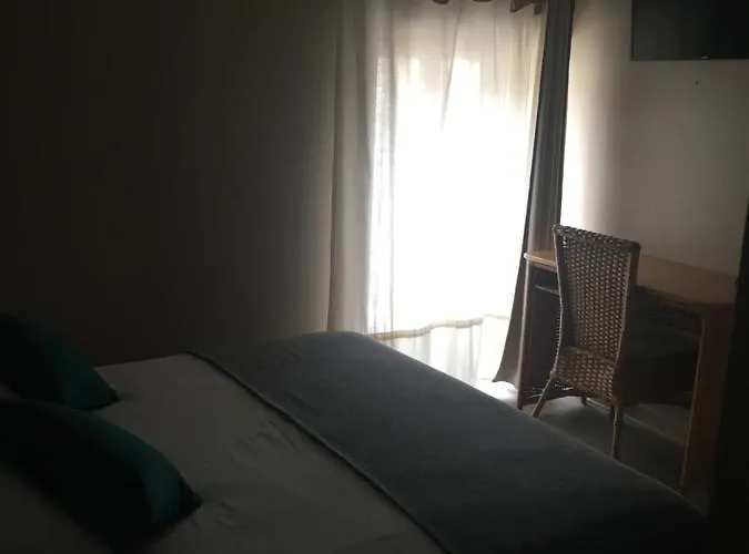 Hotel L'un Des Sens Villefranche-de-Lonchat